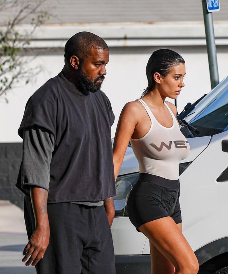 Κάνιε Γουέστ: Η νέα εμφάνιση της Μπιάνκα Σένσορι που «μαγνήτισε» τα βλέμματα όλων (φώτο-βίντεο)