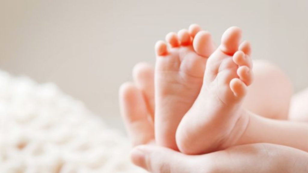 Επίδομα γέννησης: Πού και πότε υποβάλλεται η αίτηση – Ποιοι είναι οι δικαιούχοι