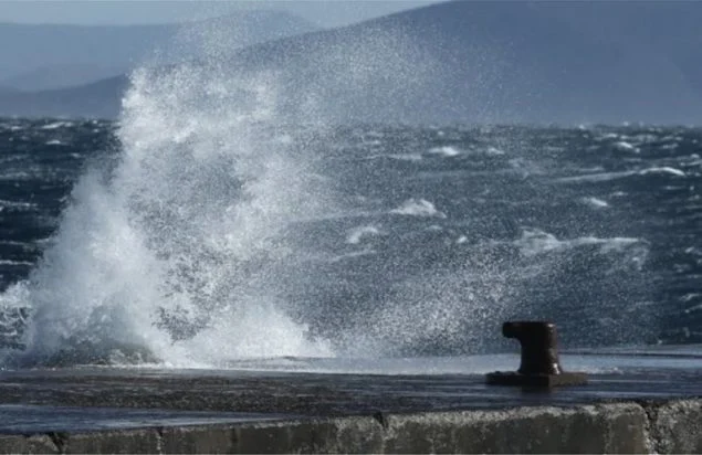 Καιρός: Ανεβαίνει η θερμοκρασία και δυναμώνουν οι άνεμοι σήμερα