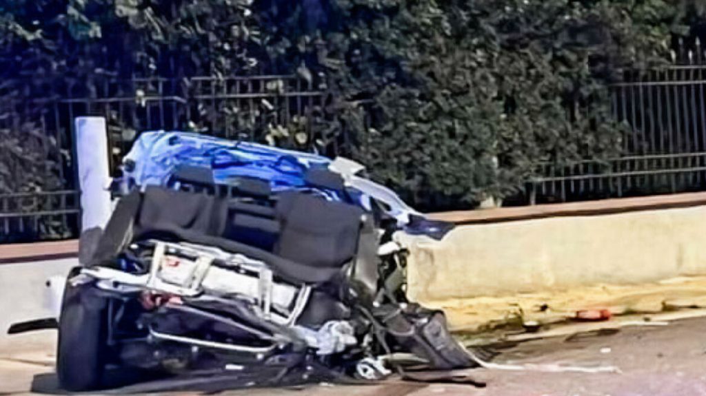 Τροχαίο στη Βούλα: «Ήταν σαν να έχει γίνει βομβαρδισμός – Κομμάτια ΙΧ και άνθρωποι ήταν στο οδόστρωμα» λέει κάτοικος