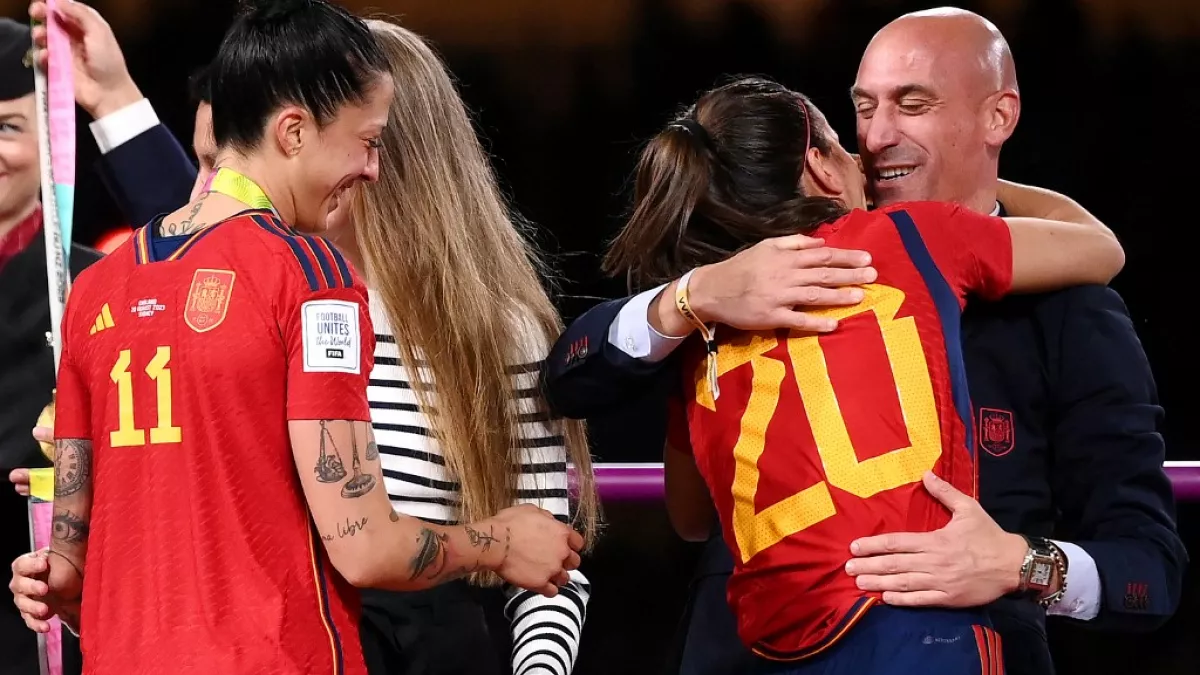 Μουντιάλ γυναικών: Σε δίκη ο Λουίς Ρουμπιάλες για το φιλί στην ποδοσφαιρίστρια της Ισπανίας Τζένι Ερμόσο