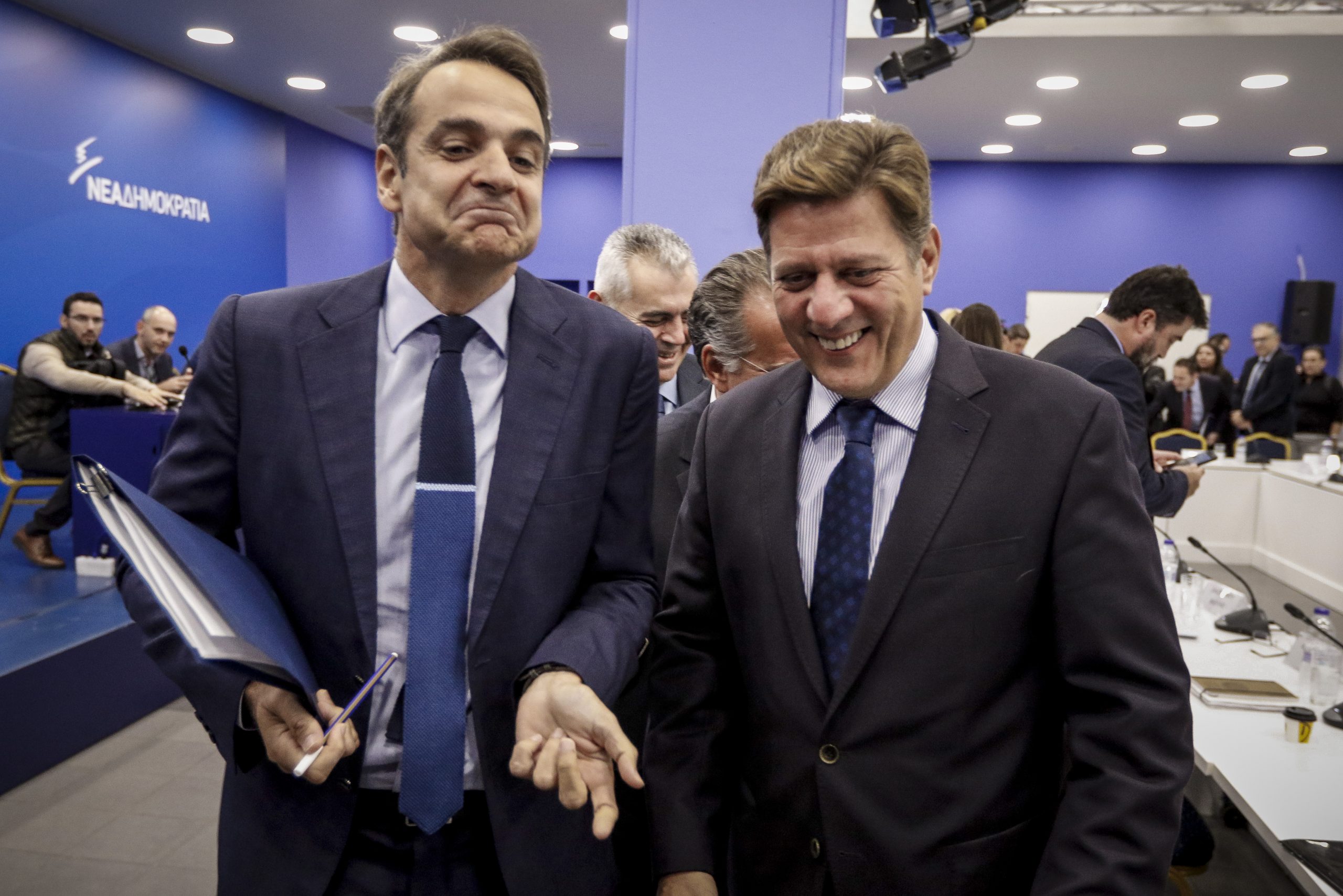 Κ.Μητσοτάκης για παραίτηση Μ.Βαρβιτσιώτη: «Του εύχομαι κάθε επιτυχία και τον ευχαριστώ για τη συνεργασία και τη φιλία»