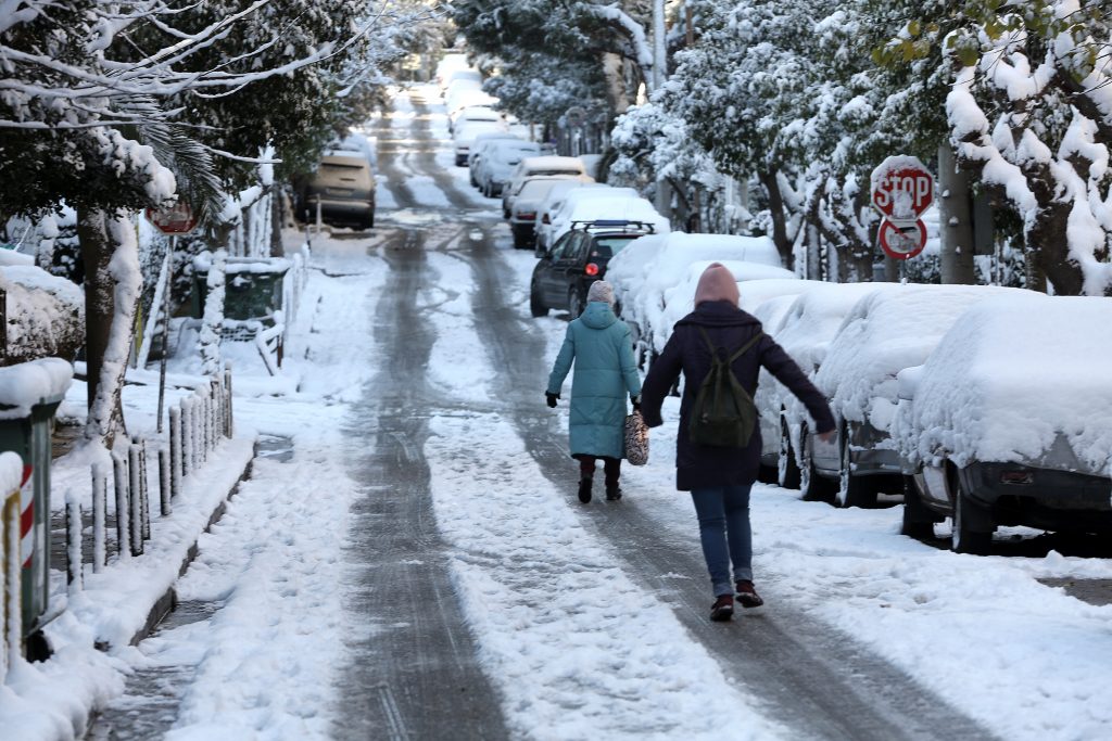 Κακοκαιρία: Χάρτες δείχνουν την πορεία της σε όλη την Ελλάδα – Πότε θα χιονίσει στην Αθήνα 