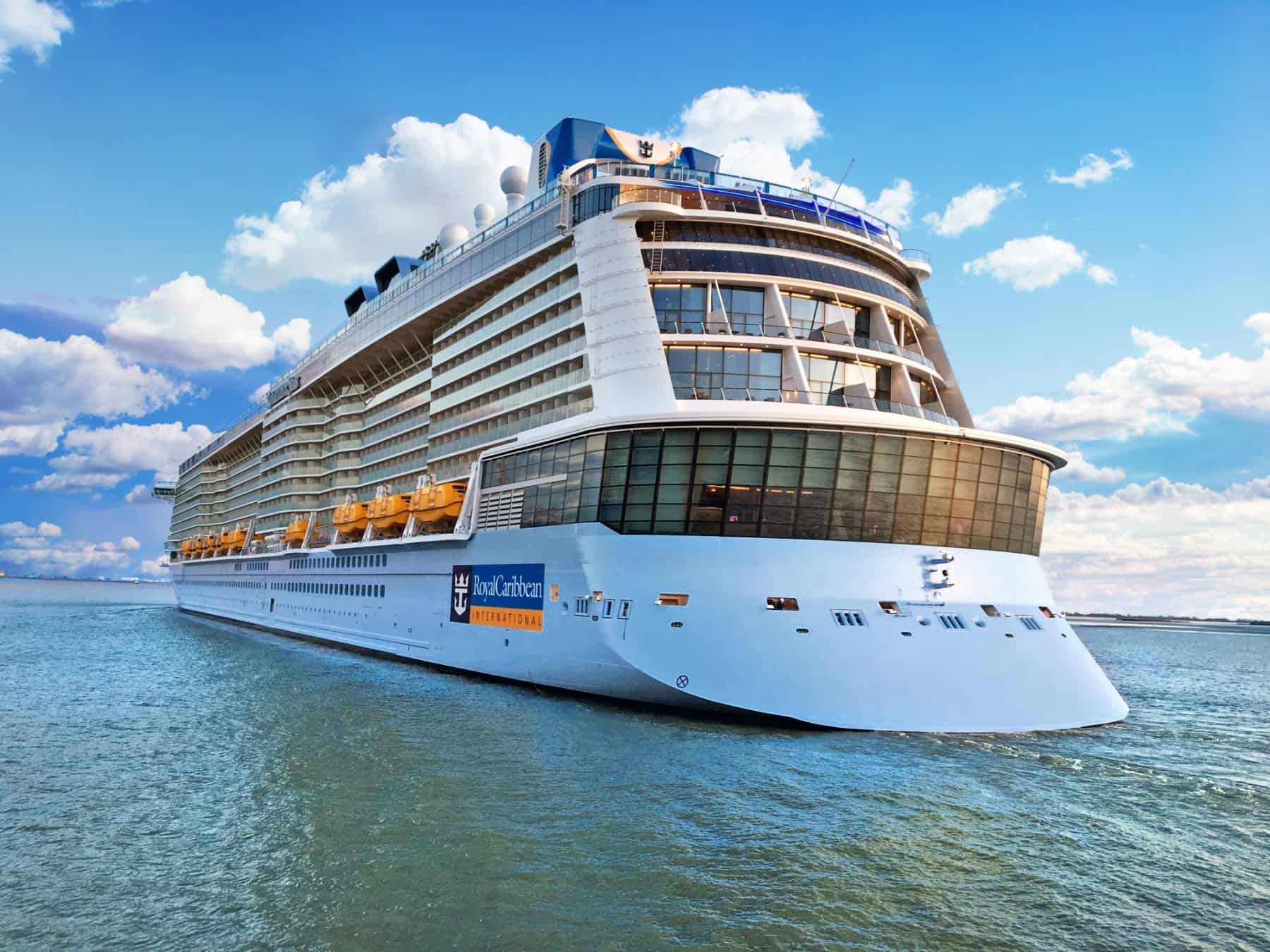 Φλόριντα: Επιβάτες κρουαζιερόπλοιου προσβλήθηκαν από άγνωστη ασθένεια – «Ο εμετός μου ήταν μπλε»