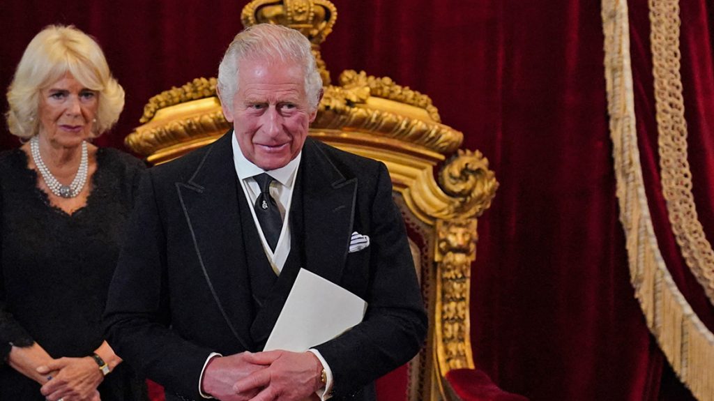 Βρετανία: Το πρώτο 24ωρο του βασιλιά Καρόλου στο νοσοκομείο – Πότε θα πάρει εξιτήριο