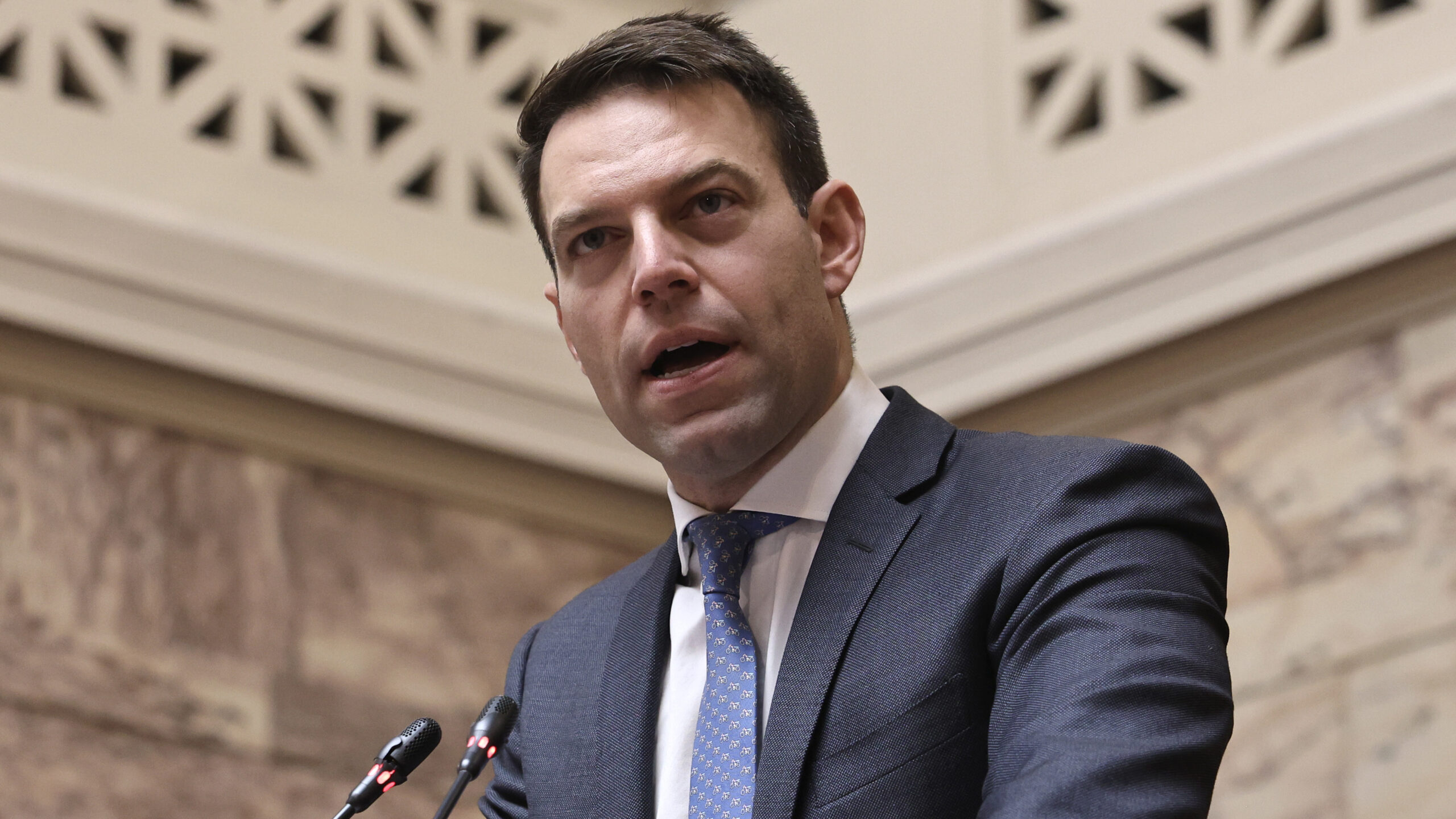 Το υπουργείο Εθνικής Άμυνας θα επισκεφθεί αύριο ο Σ.Κασσελάκης