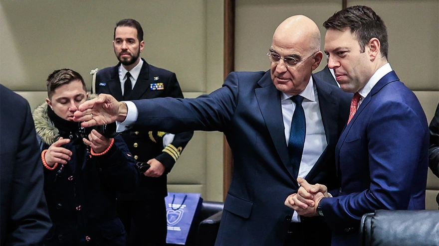 Στο Πεντάγωνο ο Σ.Κασσελάκης για να ενημερωθεί από τον Ν.Δένδια για τα θέματα εθνικής άμυνας