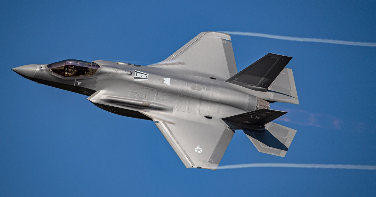 Σχεδιαστής μαχητικών αεροσκαφών Π.Σπρέι για F-35: «Η μόνη τους χρησιμότητα είναι ότι βοηθούν να βγάλει λεφτά η Lockheed»