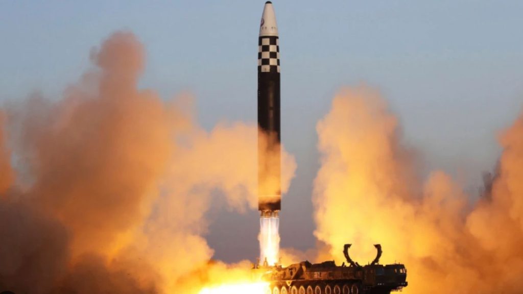 Πυραύλους κρουζ προς την Κίτρινη Θάλασσα εκτόξευσε η Βόρεια Κορέα