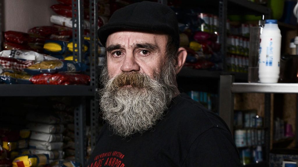 «Άλλος Άνθρωπος»: Βοσκός στην Αίγινα ο κουνιάδος του Κ.Πολυχρονόπουλου που του «δάνεισε» λογαριασμό για τις δωρεές