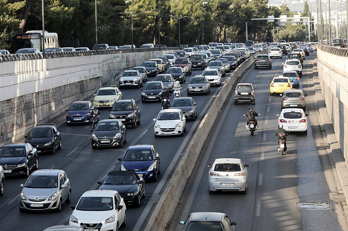 Δείτε σε ποιους δρόμους της Αττικής υπάρχει αυξημένη κίνηση – Στο «κόκκινο» ο Κηφισός (χάρτης)