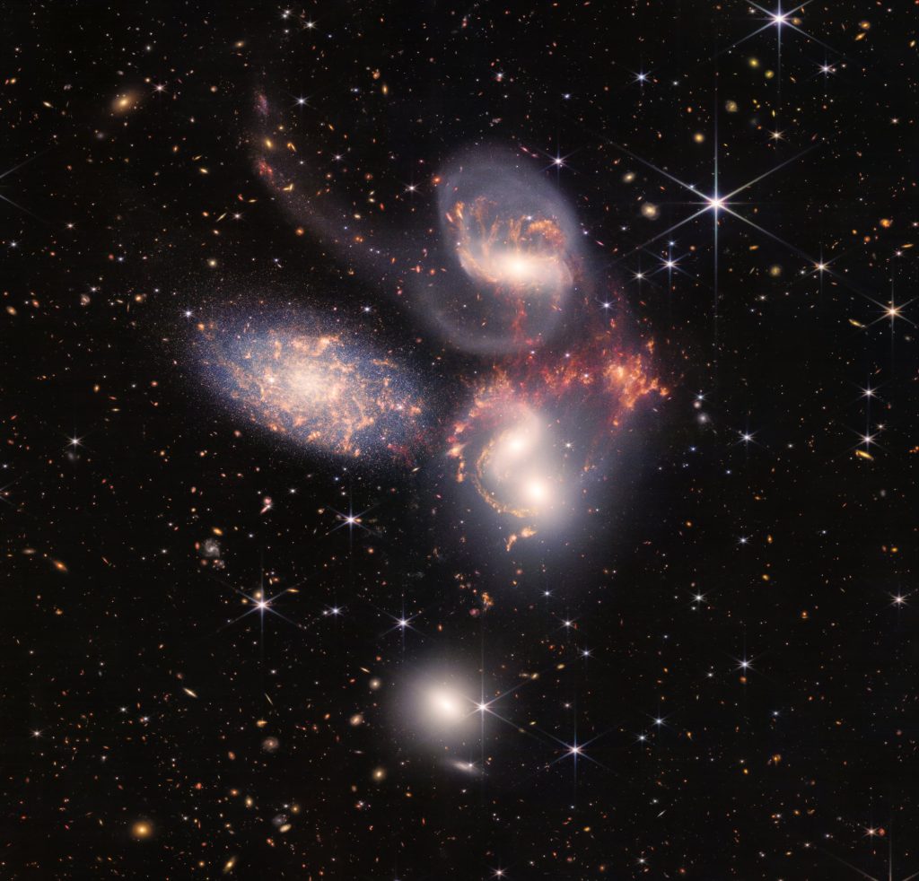 Το James Webb κατέγραψε εντυπωσιακές εικόνες από 19 σπειροειδείς γαλαξίες (φώτο)