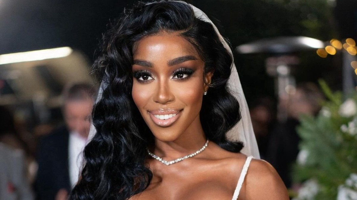 Ε.Ελέτσι: «Μπορεί να μας “κάρφωσε” η νυν ενός πρώην μου ή μια influencer»