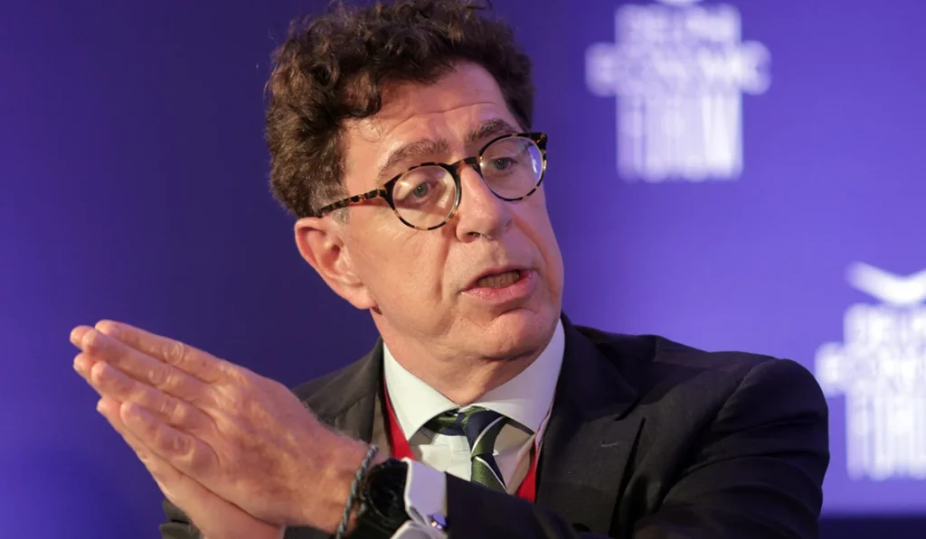 Το βρήκε ο Κώστας Συνολάκης: «Να ψωνίζουμε λιγότερα για να αντιμετωπίσουμε την ακρίβεια»!