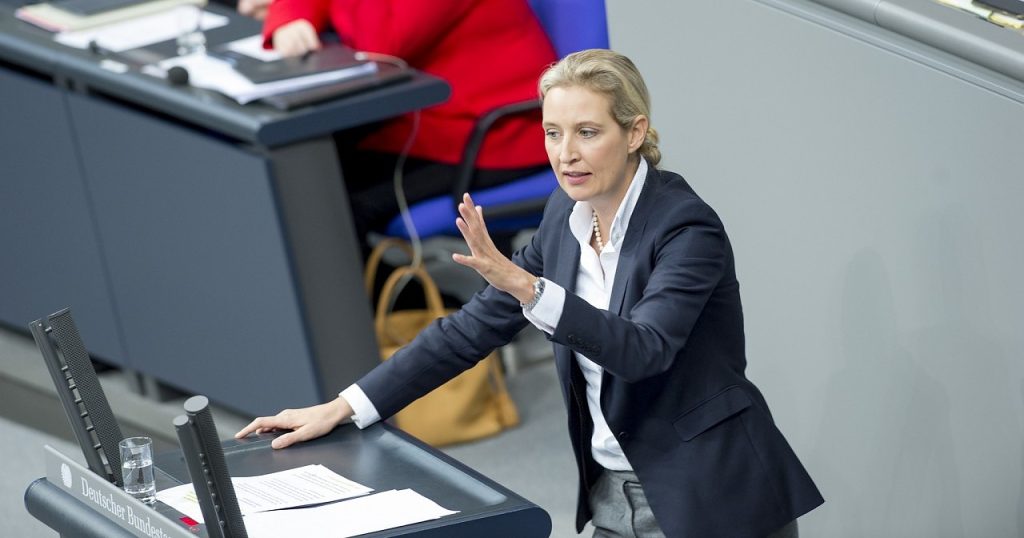 AfD: «Η Γερμανία βρίσκεται σε βαθιά ύφεση εξαιτίας της ανίκανης κυβέρνησης του Όλαφ Σολτς»