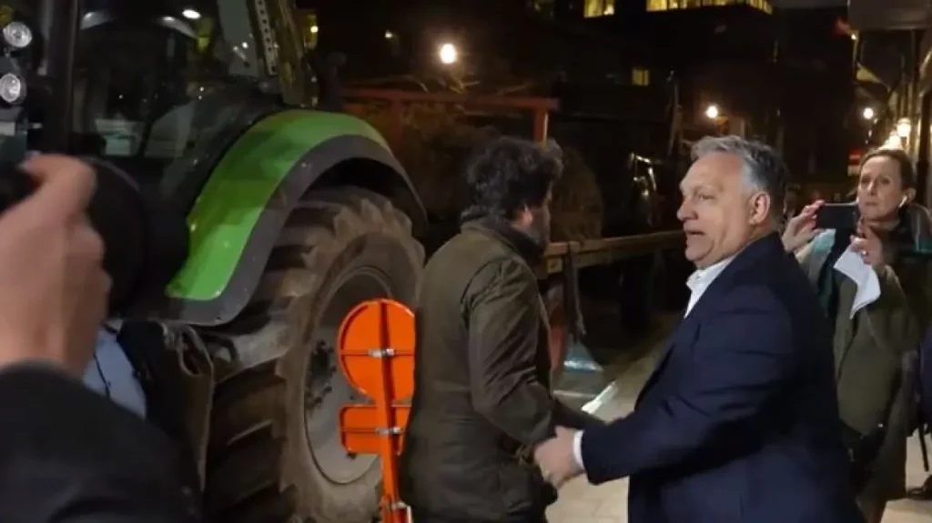 Βρυξέλλες: Στο πλευρό των αγροτών ο Β.Όρμπαν – «Η λύση στο πρόβλημα είναι να αλλάξουν οι αξιωματούχοι στις ευρωεκλογές»