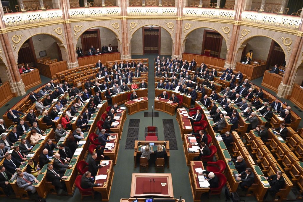 Την Δευτέρα θα συζητηθεί στη Βουλή της Ουγγαρίας το θέμα της ένταξης της Σουηδίας στο ΝΑΤΟ