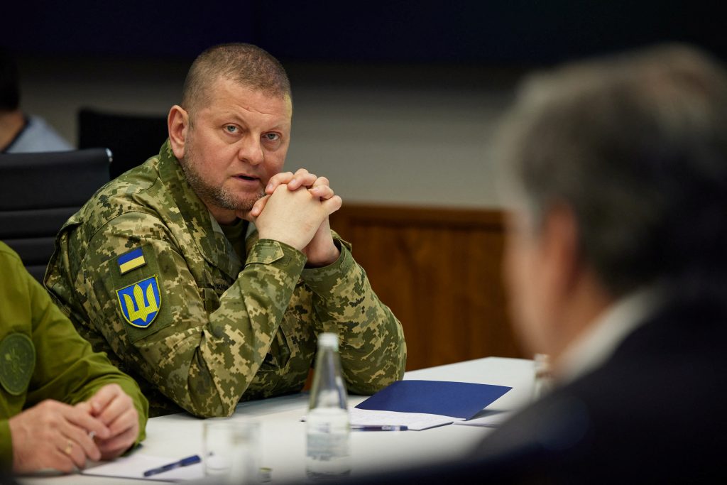 Επικεφαλής του ουκρανικού στρατού: «Πρέπει να προετοιμαστούμε για το ενδεχόμενο η δυτική βοήθεια να μειωθεί»