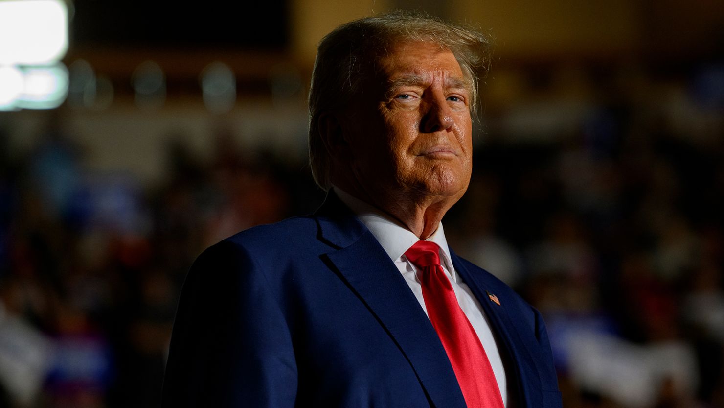 N.Tραμπ: «Η τεχνητή νοημοσύνη είναι ότι πιο επικίνδυνο υπάρχει – Κατασκευάζει ψεύτικα γεγονότα για πολιτικούς σκοπούς»