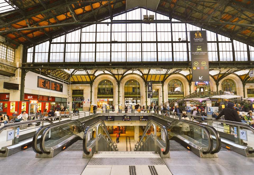 Επίθεση με μαχαίρι στον σταθμό Gare de Lyon στο Παρίσι – Τρεις τραυματίες