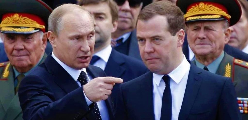 Εκτραχύνεται η κατάσταση: Ζήτησε να κηρυχθούν «Νόμιμοι στόχοι για την Ρωσία» Λάρισα, Σούδα, Αλεξανδρούπολη ο Ν.Μεντβέντεφ!