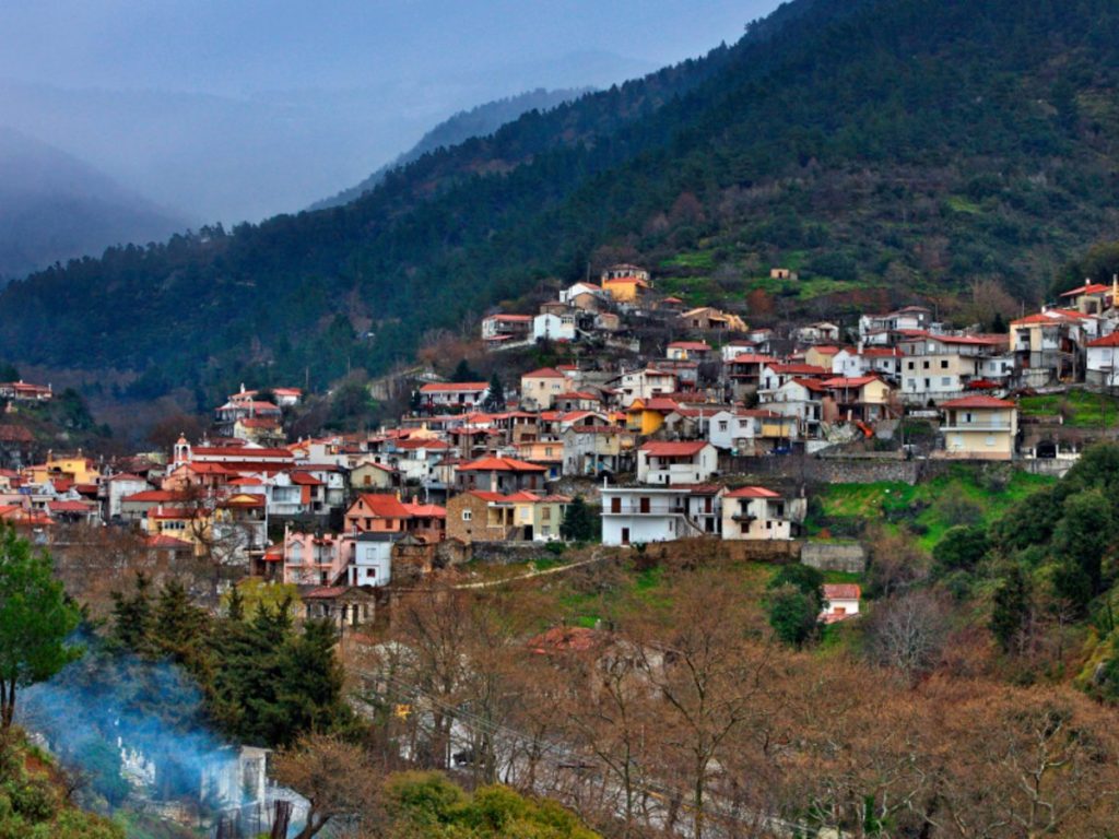 Στενή: Το χωριό στην Εύβοια που είναι ιδανική επιλογή για μονοήμερη εκδρομή (φώτο)