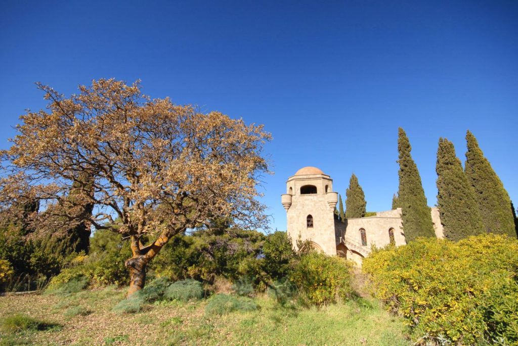 Ρόδος: Άγνωστοι αφαίρεσαν 7 από τα 14 προσκυνητάρια στον λόφο της Φιλερήμου