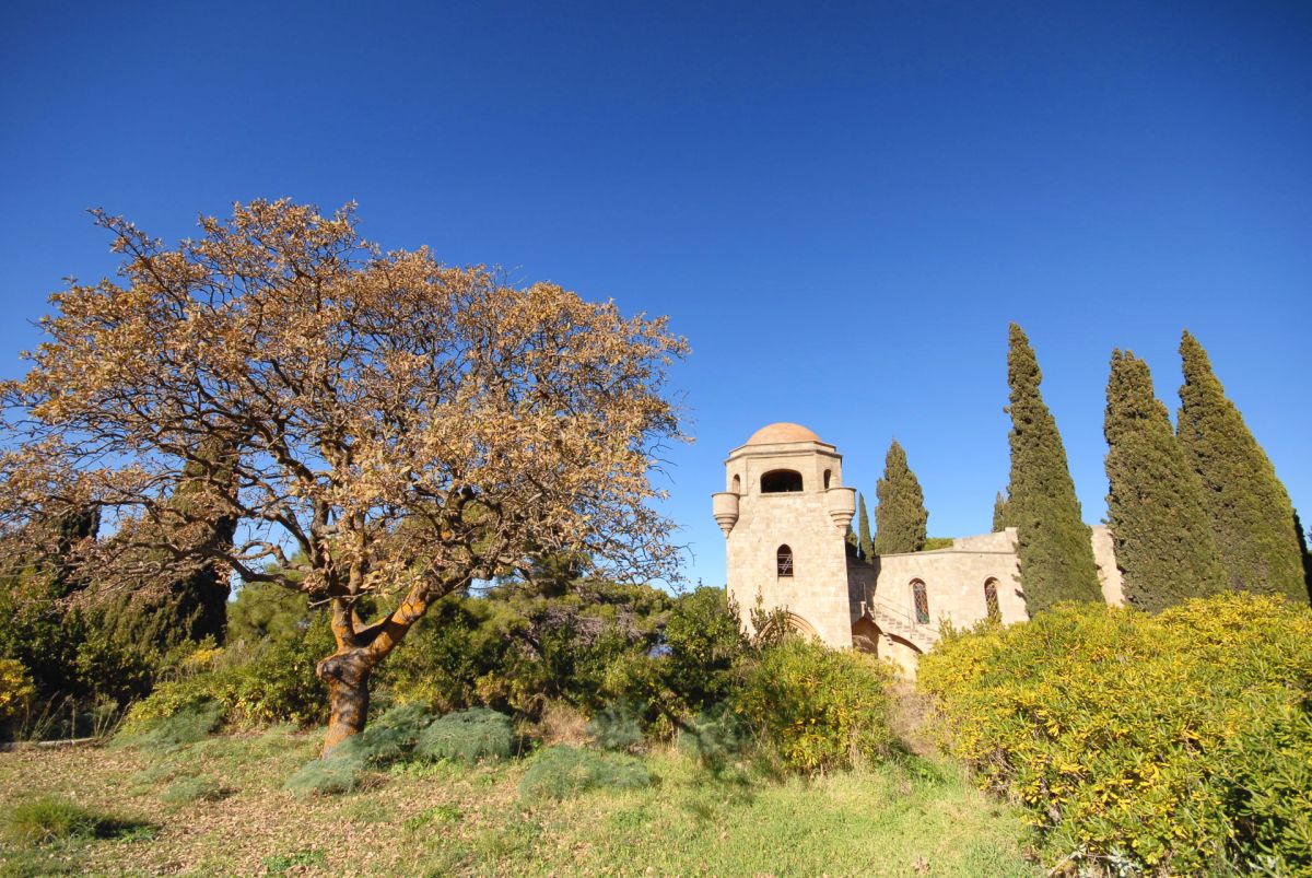 Ρόδος: Άγνωστοι αφαίρεσαν 7 από τα 14 προσκυνητάρια στον λόφο της Φιλερήμου