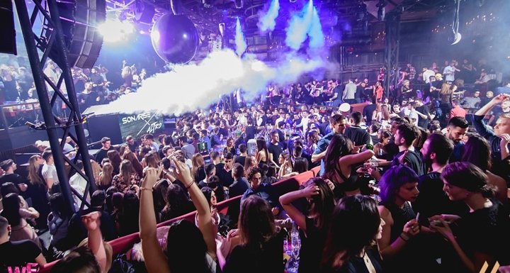 Η ΑΑΔΕ έκλεισε το Σαββατοκύριακο το γνωστό club της Αθήνας «Lohan» που δεν έκοβε αποδείξεις