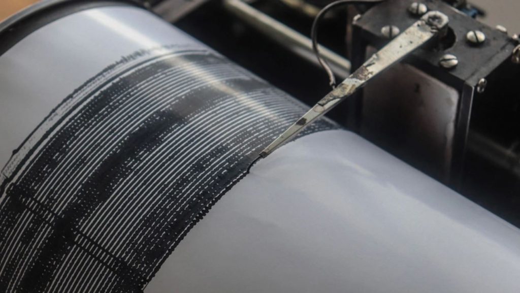 Νέα σεισμική δόνηση 3,9 Ρίχτερ «ταρακούνησε» τη Σάμο (φώτο)