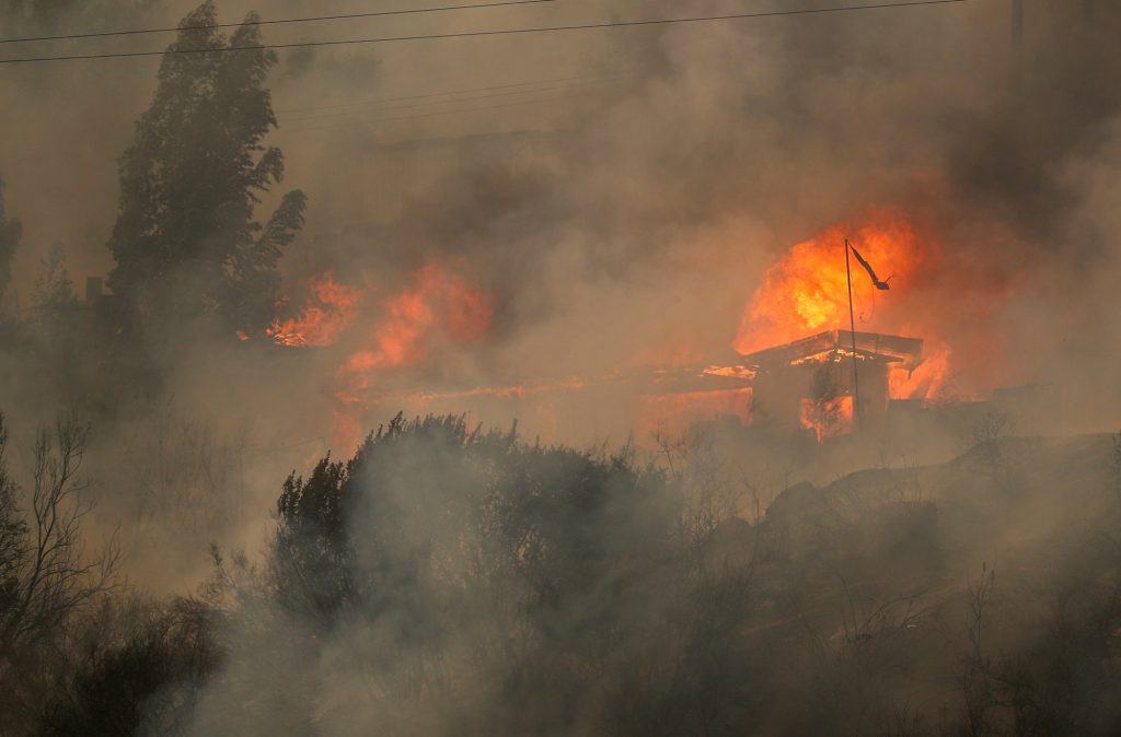 Χιλή: Τους 122 έφτασαν οι νεκροί από τις φωτιές – «Ο ουρανός έγινε μαύρος»