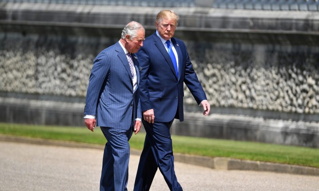 Ν.Τραμπ για βασιλιά Κάρολο Γ’: «Όλοι προσευχόμαστε να έχει μία γρήγορη και πλήρη ανάρρωση»