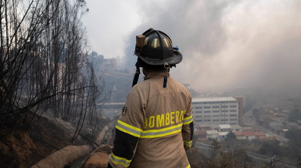 Χιλή: Αυξάνεται ο απολογισμός των θυμάτων από τις πυρκαγιές – Τουλάχιστον 112 οι νεκροί