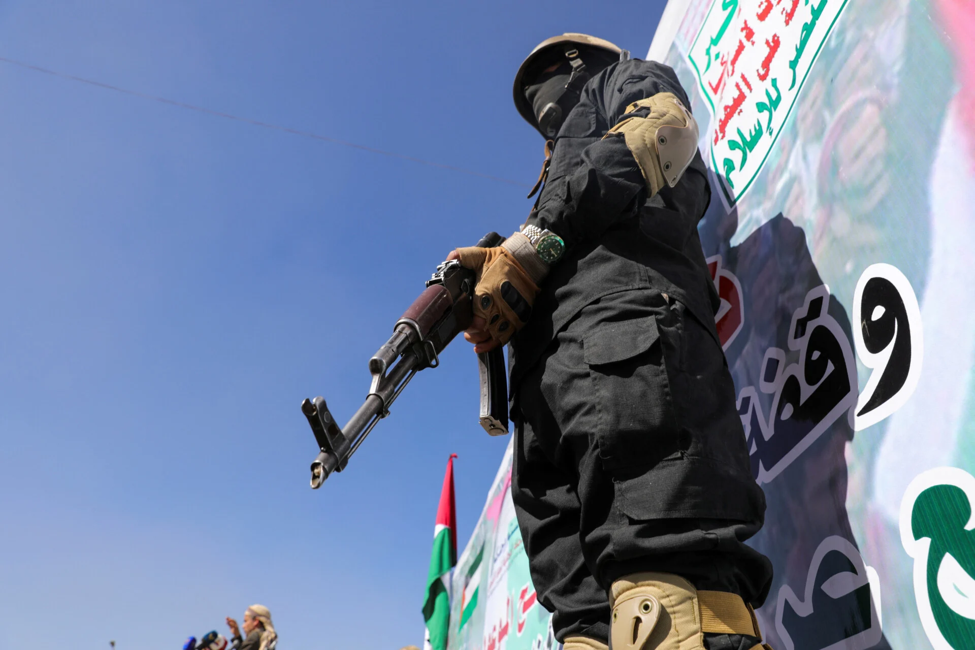 Οι Χούθι απειλούν με δολιοφθορά σε καλώδια διαδικτύου της Ερυθράς Θάλασσας (βίντεο)
