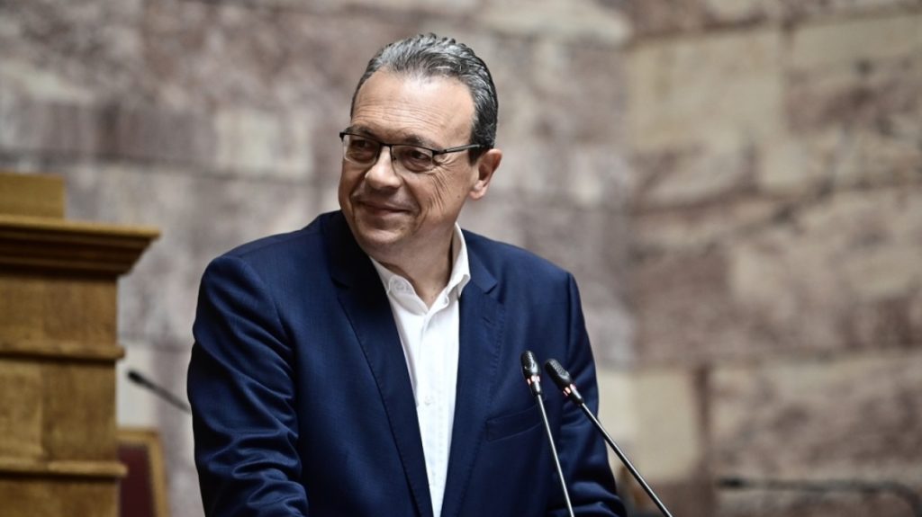 Σ.Φάμελλος σε Α.Σκέρτσο: «Έχετε την ψήφο της εμπιστοσύνης ή όχι της Κ.Ο. της ΝΔ; – Το κρυφτούλι δεν ξεγελά κανέναν»