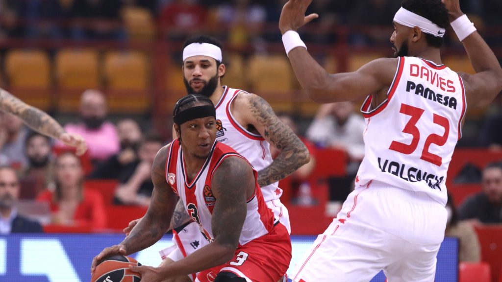 Βαλένθια – Ολυμπιακός: Οι «ερυθρόλευκοι» 8έλουν σερί για να παραμείνουν σε τροχιά εξάδας