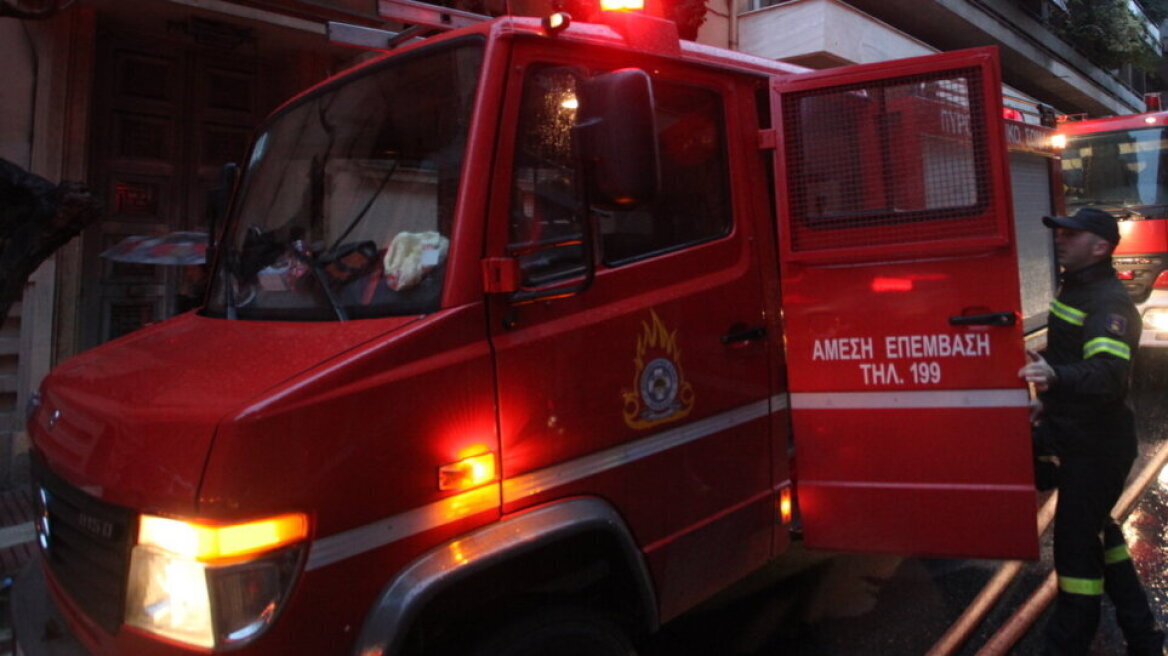 Θεσσαλονίκη: Φωτιά σε μονοκατοικία – Ανασύρθηκε νεκρός ένας 45χρονος