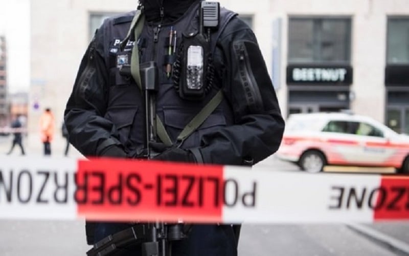 Ελβετία: Η αστυνομία σκότωσε 32χρονο Ιρανό που κράτησε ομήρους για 4 ώρες επιβάτες τρένου