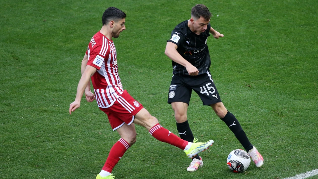 Ο Ολυμπιακός «διέλυσε» τον ΟΦΗ με 4-0 στο «Γ.Καραϊσκάκης»