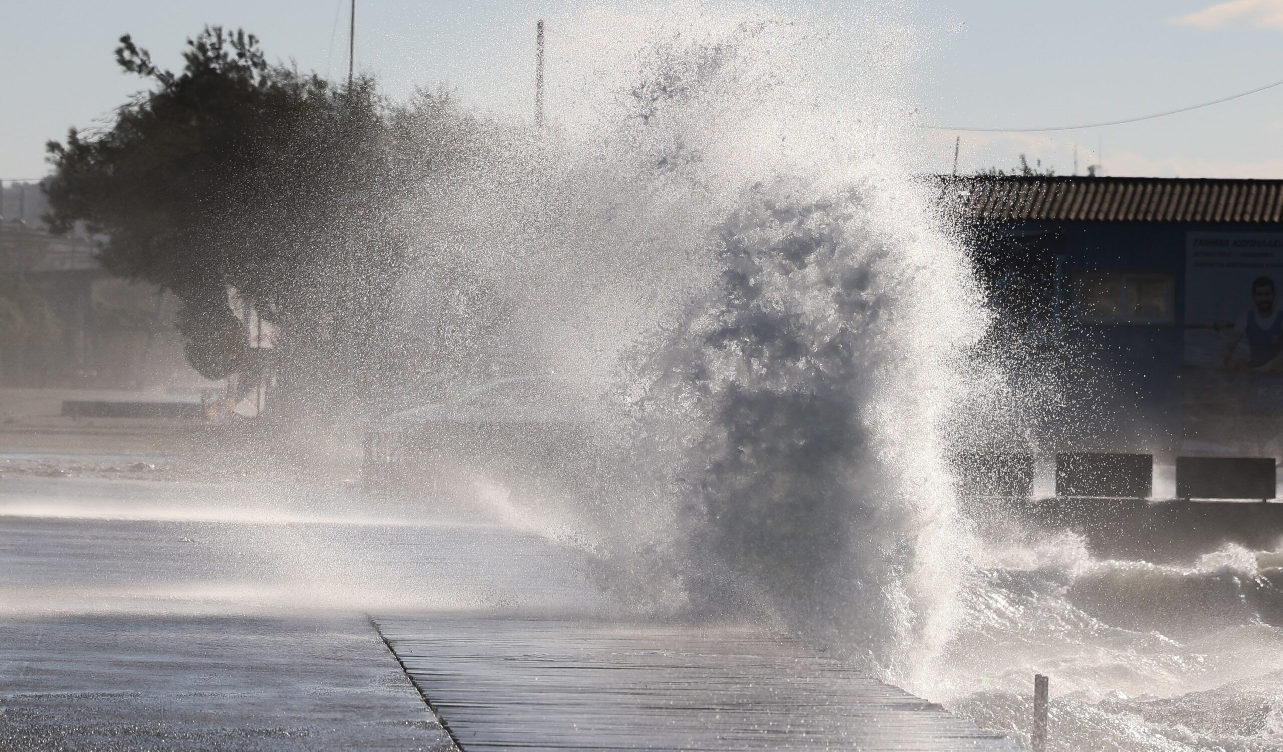 Κέρκυρα: Έκλεισε το πορθμείο για τα ανοικτού τύπου πλοία λόγω των ισχυρών ανέμων