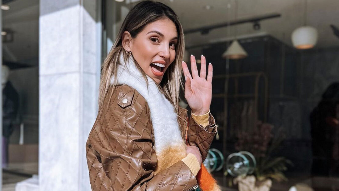 Α.Οικονομάκου: Συνεχίζει να ανεβάζει φωτογραφίες από το Ντουμπάι – Δεν επηρεάζεται από τα σχόλια ότι κάνει επίδειξη πλούτου