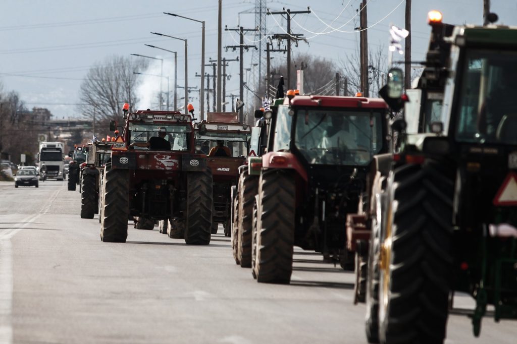 Αγρότες προς Κ.Μητσοτάκη: «Ελπίζουμε το βαρέλι να είναι πολύ μεγάλο και ο πάτος πολύ χοντρός»