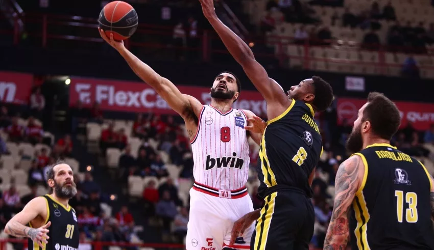 Basket League: O Oλυμπιακός επικράτησε στο φινάλε με 93-87 επί του Μαρουσίου