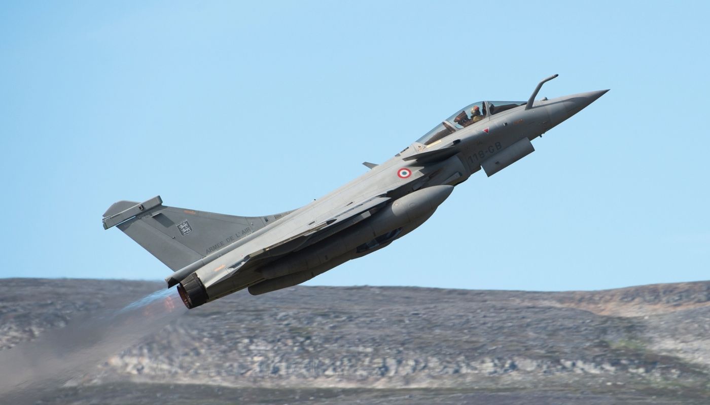 Ινδονησία: Δεν θα προχωρήσει στην αγορά 12 μαχητικών αεροσκαφών Mirage-2000.5 από το Κατάρ