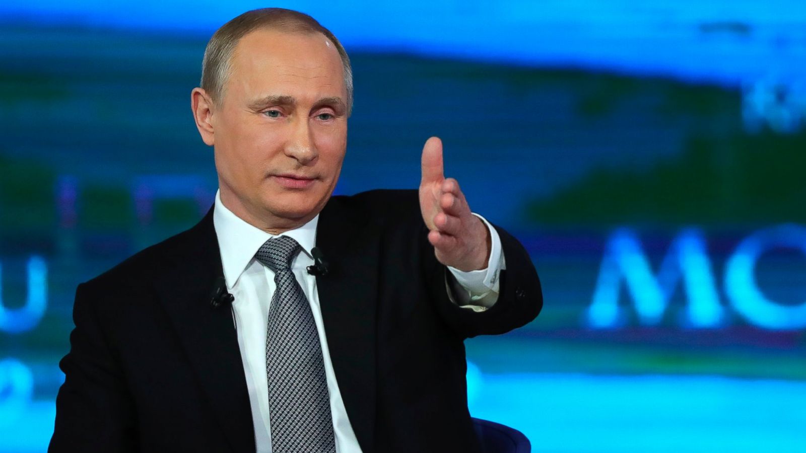 Χιουμοριστικά βίντεο: Τι έκανε ο Β.Πούτιν όταν παρέλαβε το νέο πακέτο κυρώσεων από την ΕΕ!