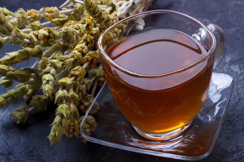 Επιστήμονες υποστηρίζουν ότι το τσάι χαρίζει νιάτα και μακροζωία – Τι ποσότητα πρέπει να πίνουμε