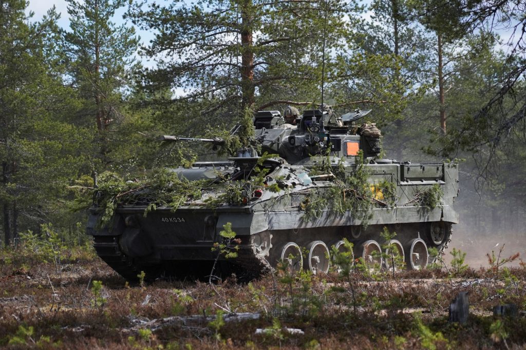 Εσθονία: «Η Ρωσία προετοιμάζεται για μια στρατιωτική αντιπαράθεση με τη Δύση εντός της επόμενης δεκαετίας»