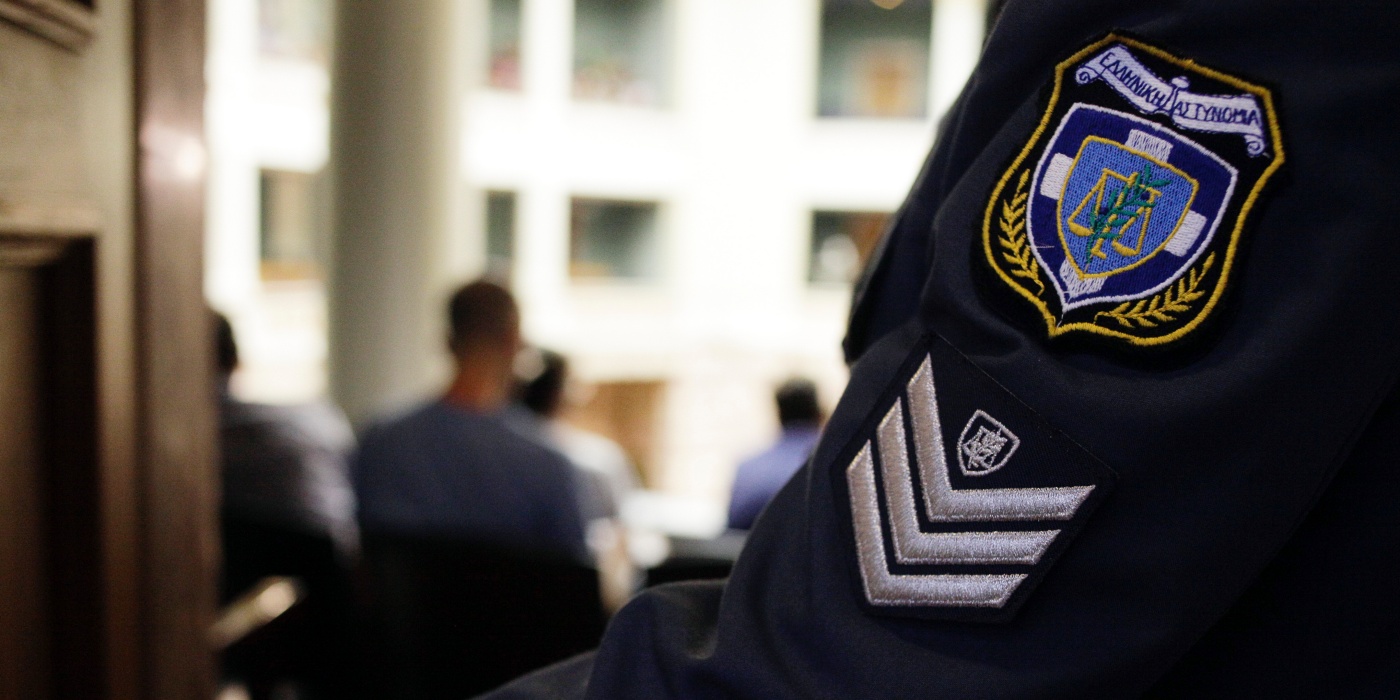 Ξυλοδαρμός αστυνομικού στο Μενίδι: Κάτι είχε συμβεί μεταξύ του γιου του και ενός κοριτσιού από το σχολείου