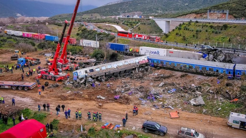 Ιερά Σύνοδος για τον ένα χρόνο από το έγκλημα στα Τέμπη: «Οι καμπάνες θα χτυπήσουν 57 φορές πένθιμα»