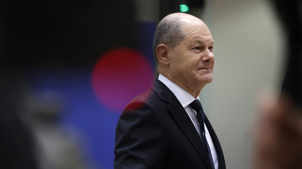 Ο.Σολτς: «Η Γερμανία θα πιάσει τις δαπάνες του ΝΑΤΟ» – Aκόμα δεν έχει επανεκλεγεί ο Ν.Τραμπ και ήδη προκαλεί πανικό!